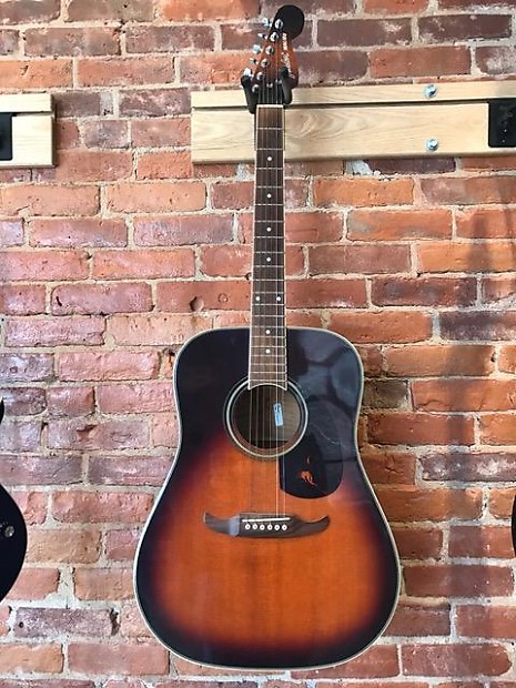 Fender California C-3 1980年代レア ☆1983年製 Fenderのアコギ California C-3 : ジナパパ一家の何