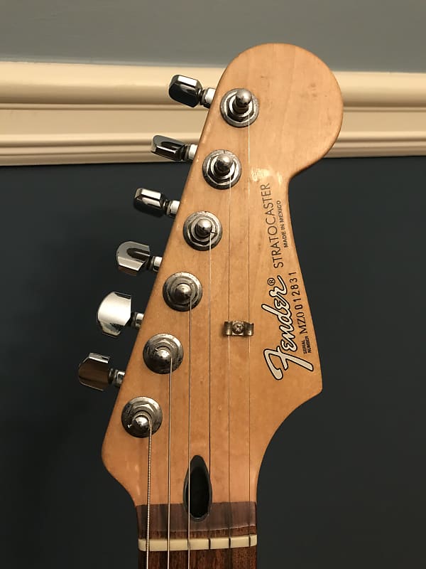2000 Fender Standard Stratocaster MIM Mexican Strat