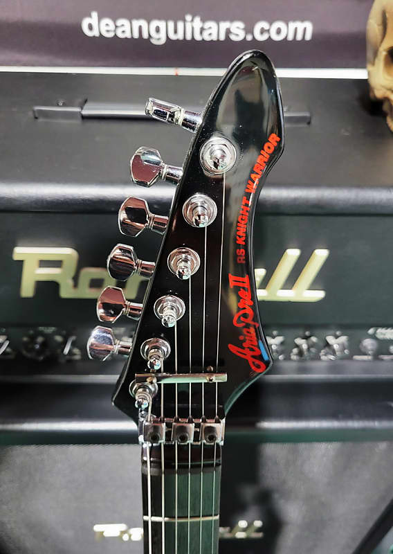 Aria Pro II Knight Warrior RS Rare Japan Vintage 80'S Guitar Aria Pro II Knight Warrior RS Rare Japan Vintage 80'S Guitar