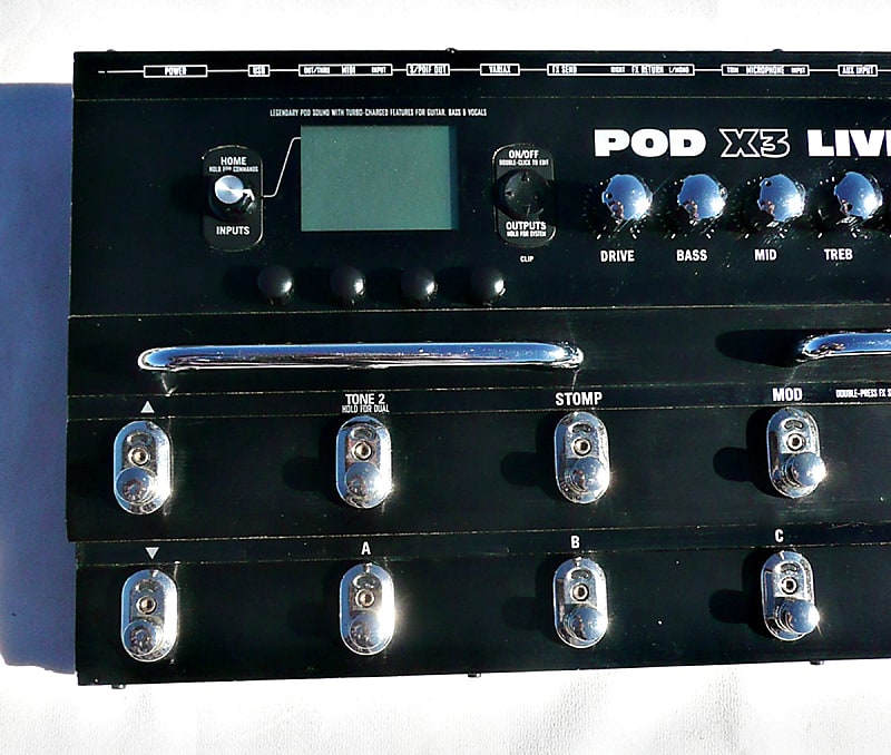 Line 6 POD X3 Live Multi-Effect and Amp Modeler Floorboard Pedal