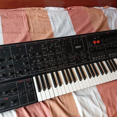 Yamaha CS-30 Monophonic Synthesizer 1977 - 1980 - Black