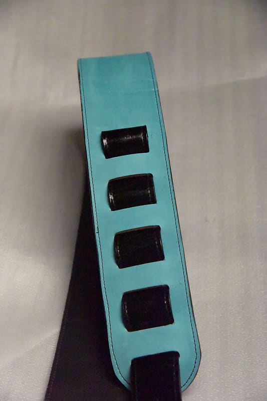 Emerald Green & Black Dragon Skin Padded Leather Guitar Strap 