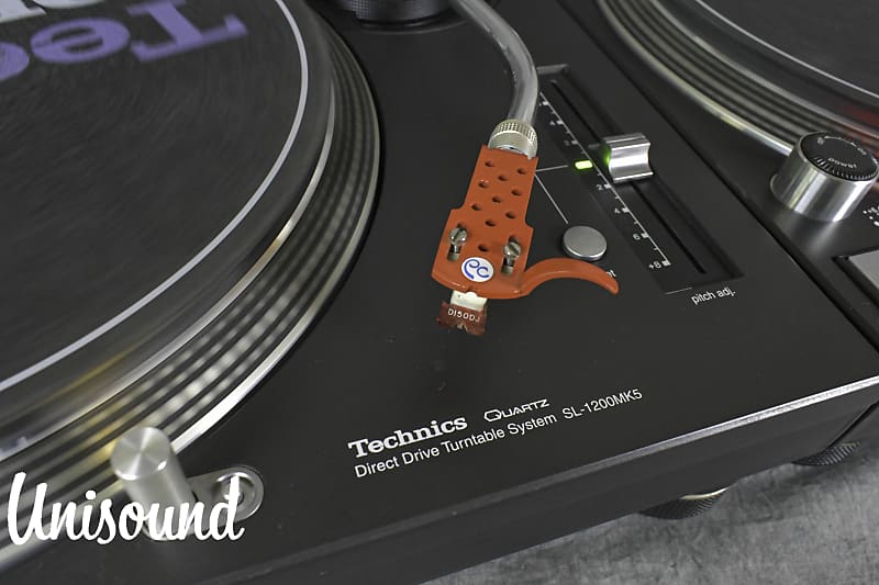 Technics SL-1200MK5 Black PAIR Direct Drive DJ Turntables in
