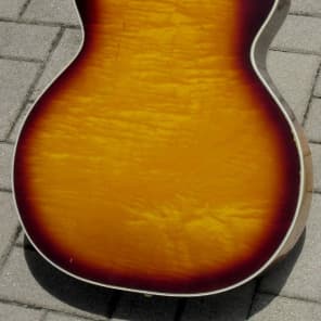 Guild F-50 Navarre 1961 2-Tone Burst image 4