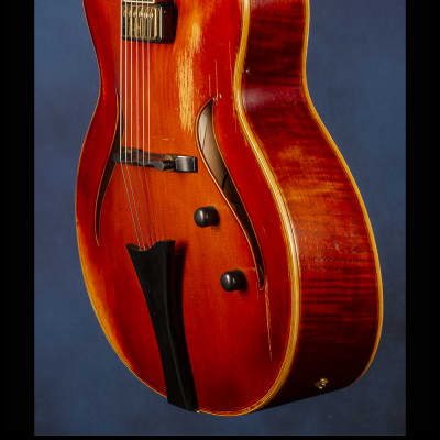 Hofner Jazzica Custom Vintage - 'Factory Aged' 2003 Faded vintage 'Celloburst' image 9