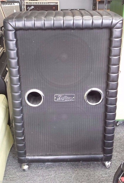 Kustom bass cabinet 2025