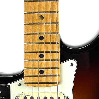 Fender American Ultra Stratocaster® Left-Hand, Maple Fingerboard, Ultraburst image 5