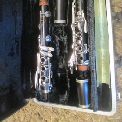 Selmer U.S.A. Signet 100 Bb soprano clarinet -  intermediate level, wood clarinet, new pads image 2