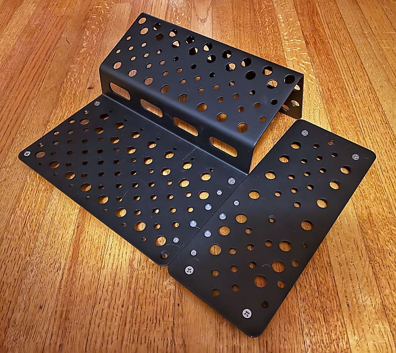 Holeyboard Pedalboards, 1 Base Module with 3 Foot Pedal Reverb