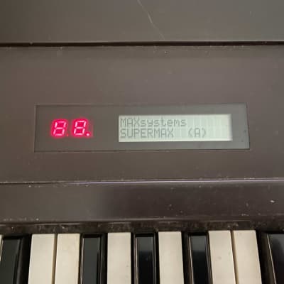 Yamaha DX7 Digital FM Synthesizer image 2