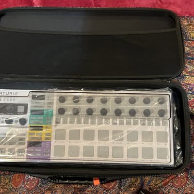 Arturia BeatStep Pro MIDI Controller 2017 - Present - White WITH EXTRAS image 24