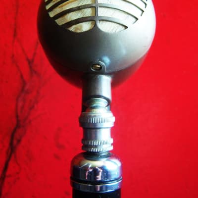 Vintage 1940's RCA MI-12017-G dynamic microphone Hi Z w cable & stand prop display Shure image 4