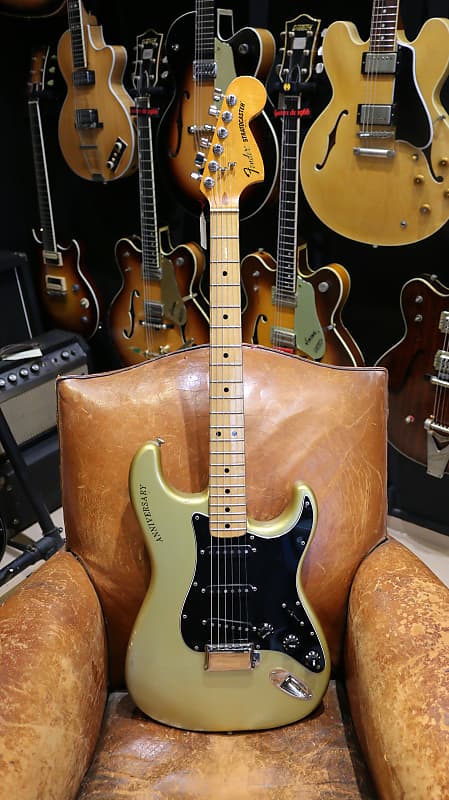 Fender 25th Anniversary Stratocaster (1979 - 1980) | Reverb France