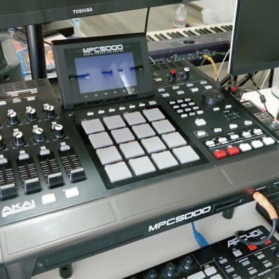 Akai MPC5000 Music Production Center 2008 - 2013 - Black