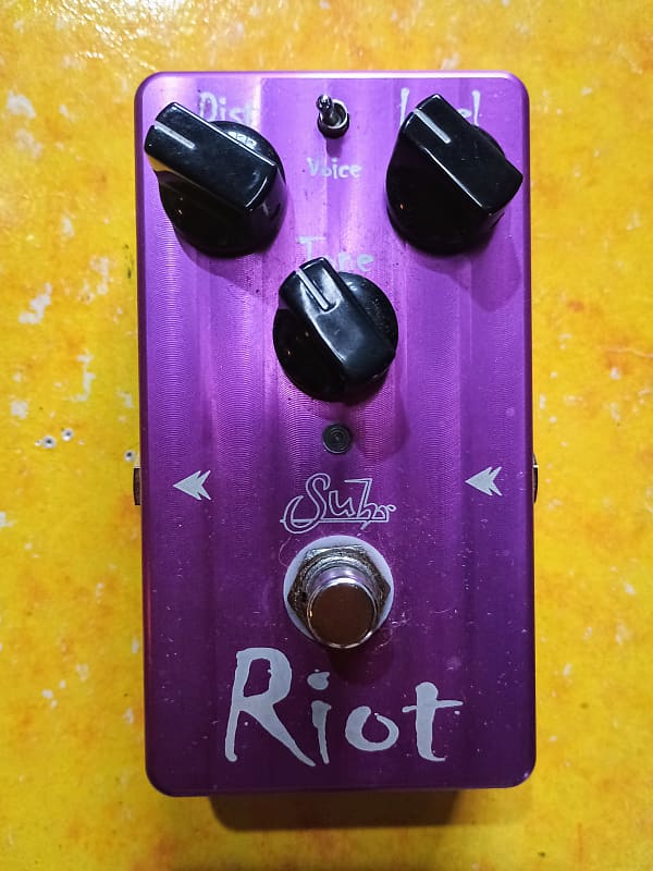 Suhr Riot