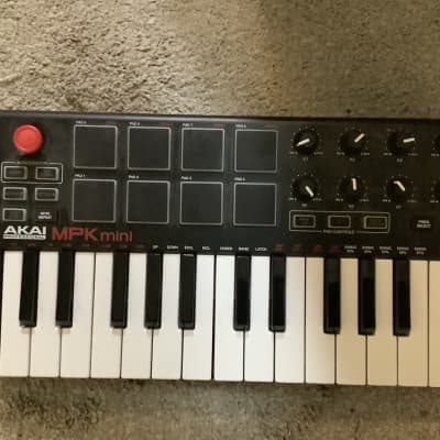 Akai MPK Mini MKII 25-Key MIDI Controller 2014 - Present - Black