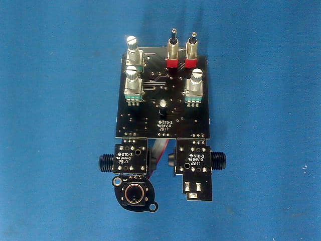 べぇDarkglasElectronicsVintageMicrotube Darkglass Electronics Vintage Deluxe V3 VIntage Bass Preamp