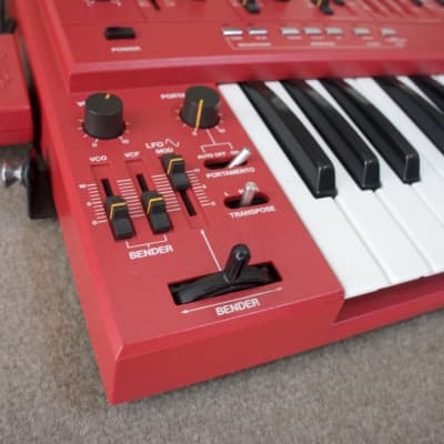 Roland SH-101 32-Key Monophonic Synthesizer 1982 - 1986 - Red image 3