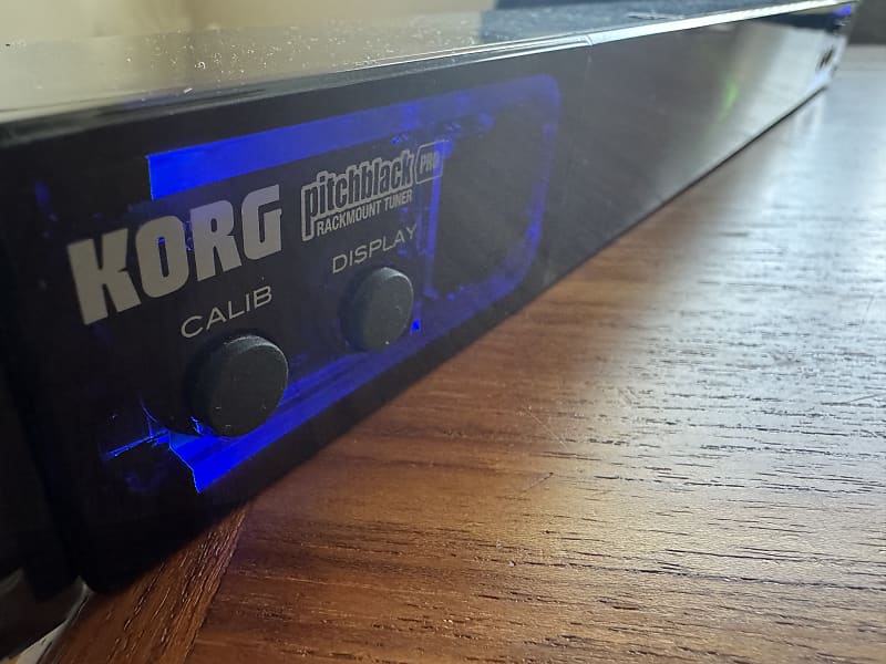 【美品】　KORG Pitchblack Pro PB-05 Korg PB-05 Pitchblack Pro Rack Mount Guitar/Bass Tuner - Swing