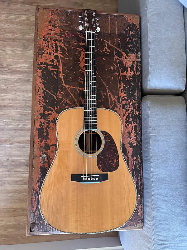 ギター Martin HD-28 standard Martin HD-28V AW Acoustic Guitar (2007) – Elderly Instruments