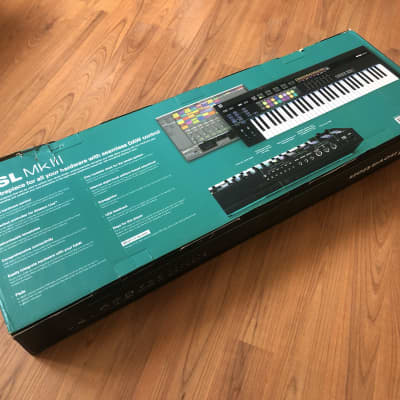 Novation ReMOTE 61 SL MKIII MIDI Controller image 9