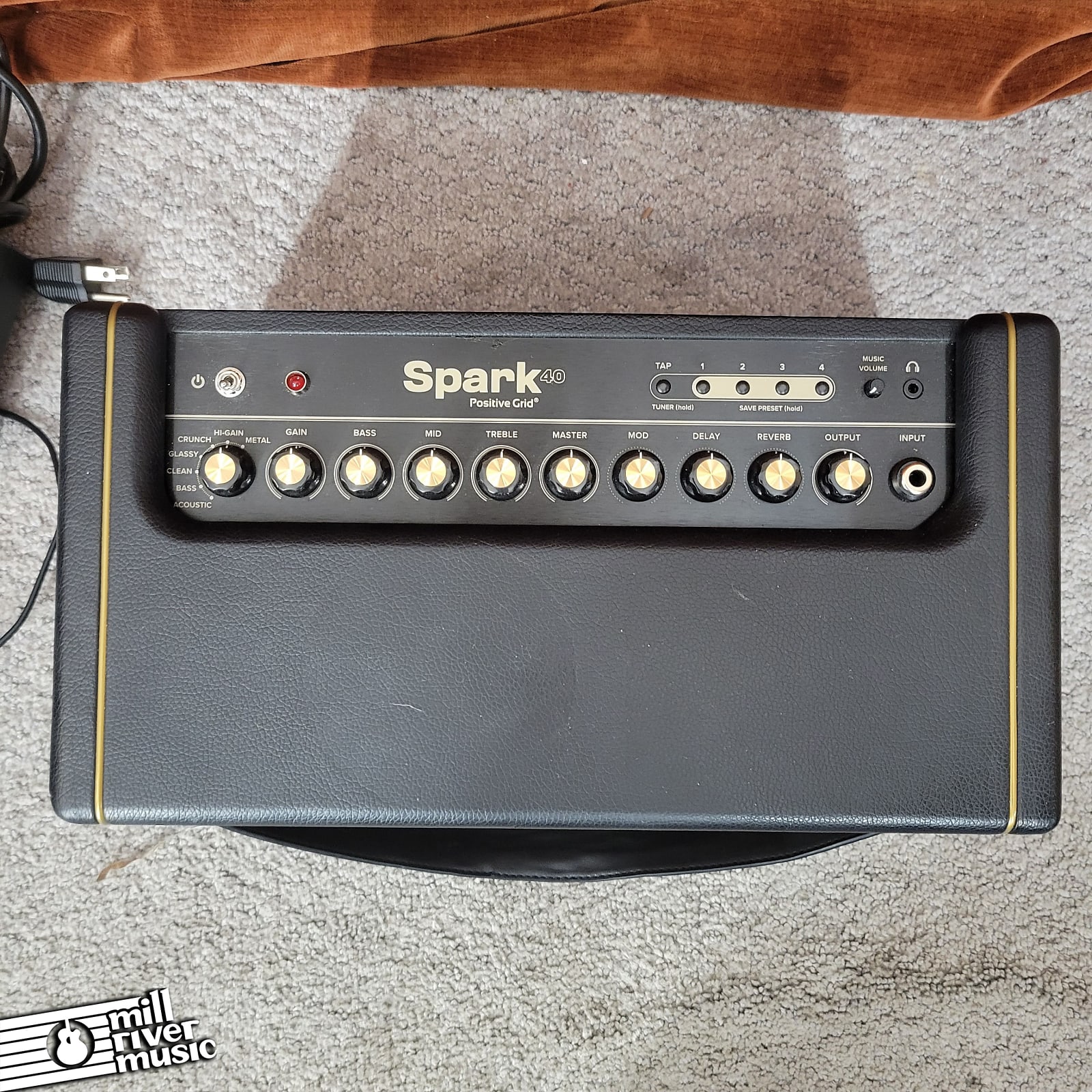 Positive Grid Spark 40 40-Watt 2x4 Modeling Guitar Combo