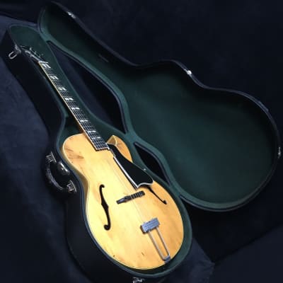 Gibson L-4C 1951 - Natural image 23