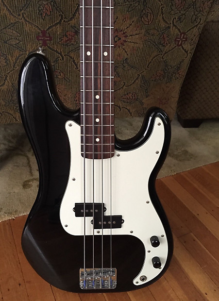Fender Precision Bass Mexico 90’s Fender Precision Bass MIM 90s Black | Reverb