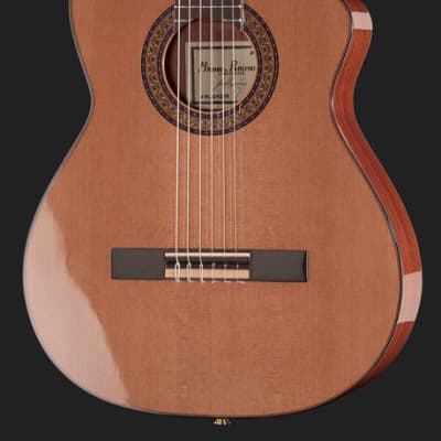Raimundo Model 610E-C 4/4 Classical Electric Guitar with Cutaway NAT image 3