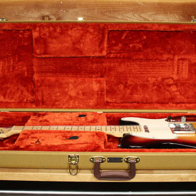FENDER TWEED Hard Shell Guitar CASE Stratocaster & Telecaster Strat Tele Clean! image 7