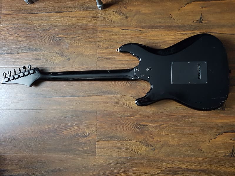 ヴィンテージ！AriaProⅡ hellionシリーズ ストラト Aria Pro II Hellion R Superstrat 1980s Black :: STOCK SaLE