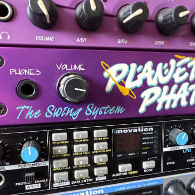 E-MU Systems Planet Phatt Synthesizer  - Pink