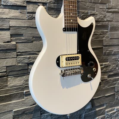 Epiphone Joan Jett Olympic Special, Aged Classic White image 2