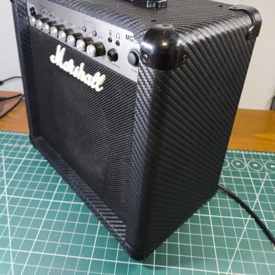 Marshall MG15CFX 15W Combo Electric Guitar Amplifier image 3