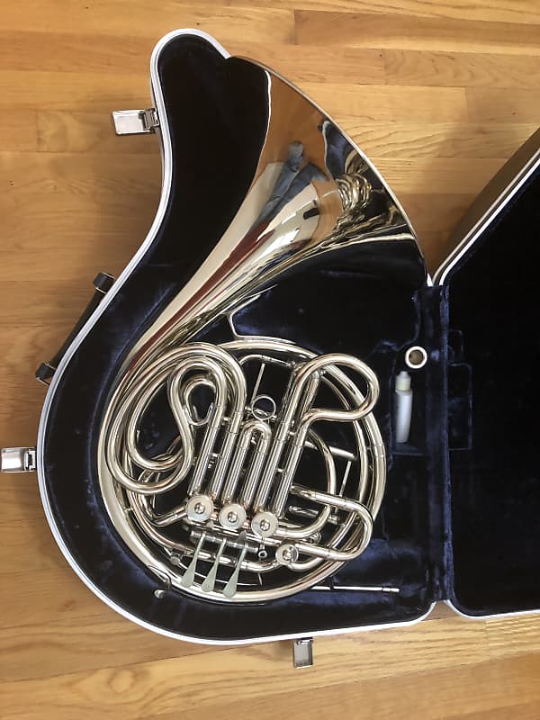 1977 Conn 8D Professional Double French Horn w/ Fixed Bell Reverb