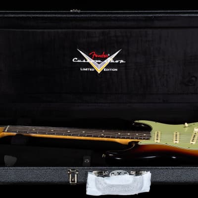 Fender Custom Shop Willcutt True '62 Stratocaster Journeyman Relic 3-Color Sunburst Large C (029) image 7