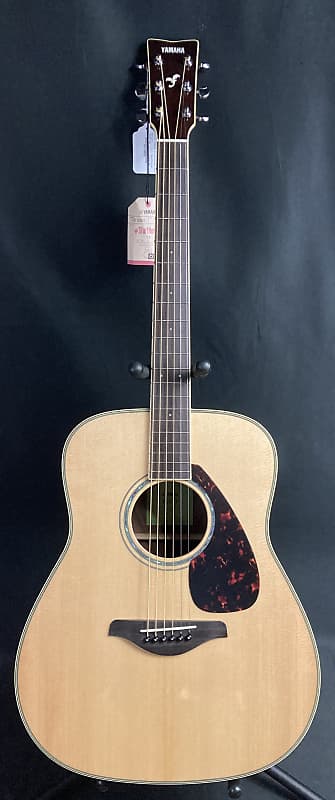 Yamaha FG830 Solid Top Dreadnought Acoustic Guitar Gloss Natural image 1