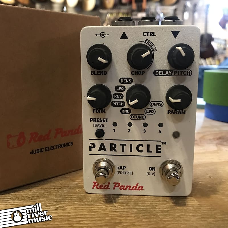 Red Panda Particle Delay w/Box Used