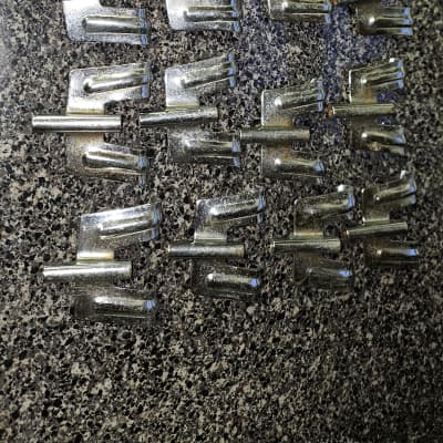 Bass drum hoop claws  - Chrome image 1