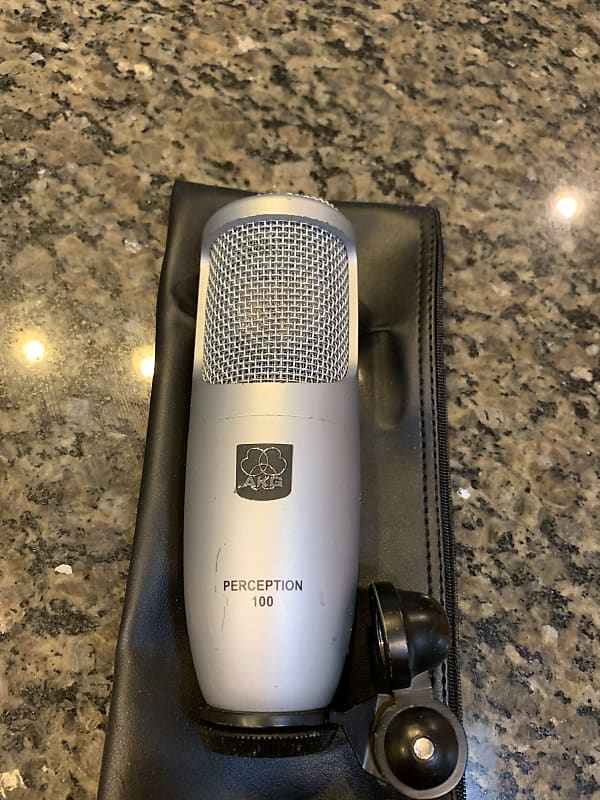 AKG Perception 100 Reverb