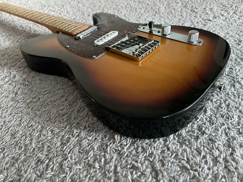 Fender Deluxe Nashville Telecaster 2004 MIM Candy Apple Red