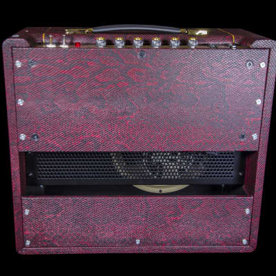 Marshall Limited Edition SV20C Studio Vintage 20-Watt 1x10'' Guitar Combo Amplifier Red Snakeskin image 2