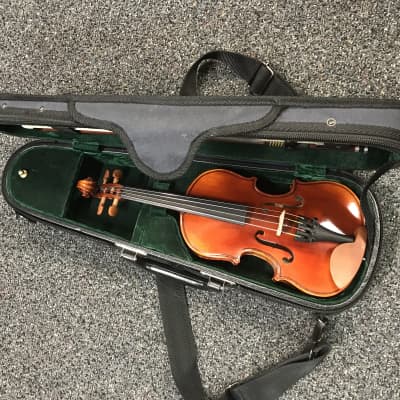 Scott Cao SYV-150 “Scotti” Beginner Student Violin Outfit