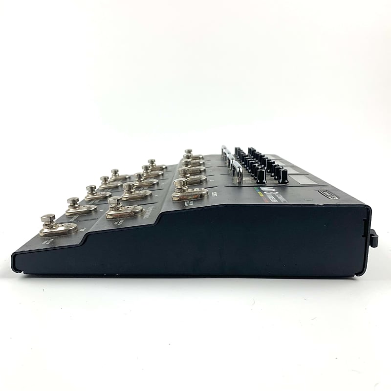 Line 6 M13 Stompbox Modeler w/Box | Reverb Line 6 M13 Stompbox Modeler w/Box | Reverb