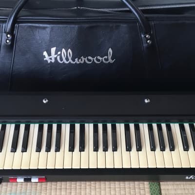 Hillwood エレクトリックピアノC-1A ヴィンテージ 美品です。 Hillwood エレクトリックピアノC-1A ヴィンテージ 美品です
