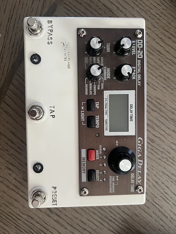 Boss DD-20 Giga Delay