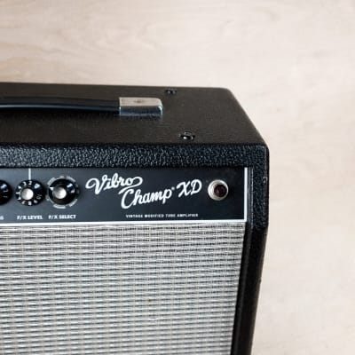 Fender Vibro Champ XD 5-Watt 1x8