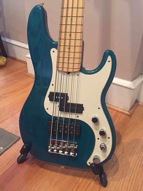 ベース Fender American Deluxe Precision Bass V Fender American Deluxe Precision Bass V 2000 - 2006 | Reverb