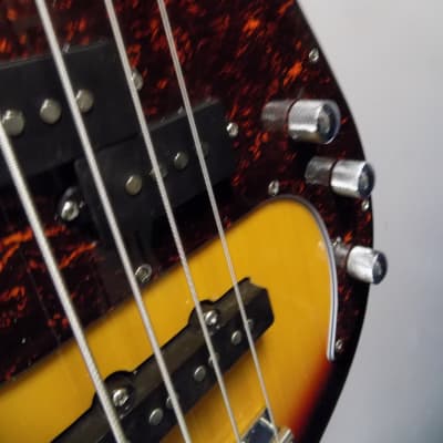 Peavey Milestone 4 Vintage Burst Electric Bass Guitar image 5