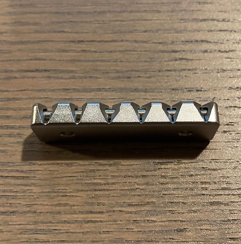 Fender Original Right Handed Wilkinson Roller Nut 9 - 42 and Fender Original Right Handed Wilkinson Roller Nut 9 - 42 and